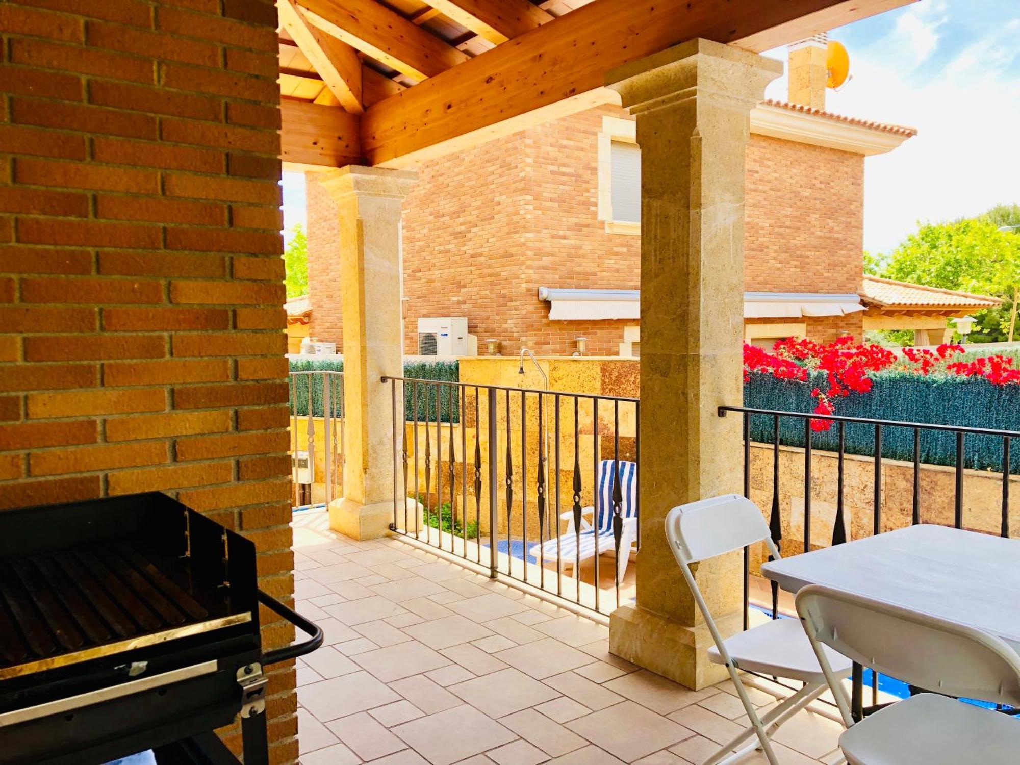 Chalet Con Piscina Privada!!! Altafulla Eksteriør bilde